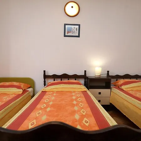 Karaga Apartment *